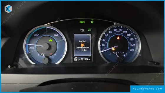 TOYOTA CAMRY HYBRID LE