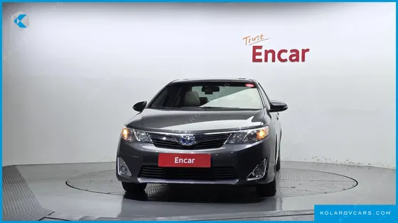 TOYOTA CAMRY HYBRID XLE