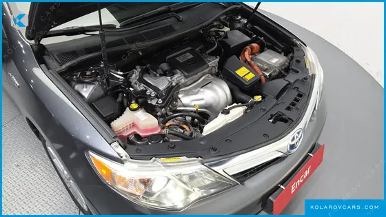 TOYOTA CAMRY HYBRID XLE