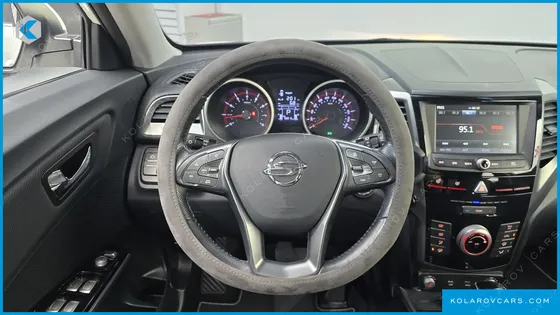 KGM - SSANGYONG TIVOLI VX 2WD