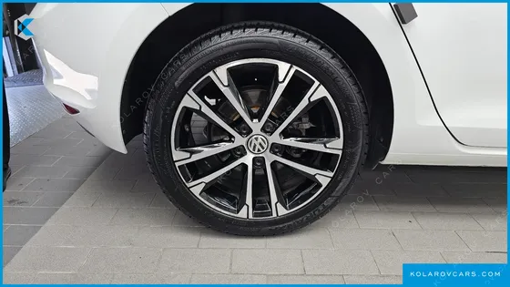 VOLKSWAGEN GOLF 2.0 TDI PREMIUM