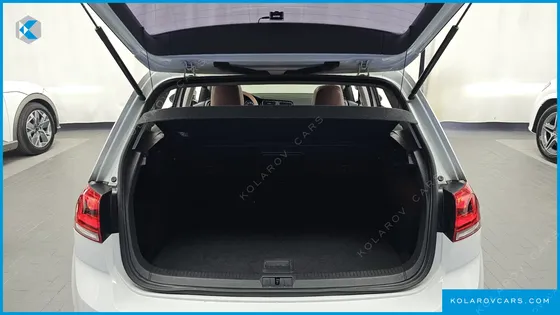 VOLKSWAGEN GOLF 2.0 TDI PREMIUM