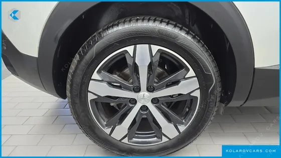 PEUGEOT 3008 1.5 BLUEHDI GT