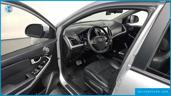 KGM - SSANGYONG KORANDO 2.2 RX 2WD