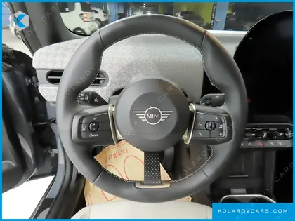 MINI COOPER CONVERTIBLE FAVOURED
