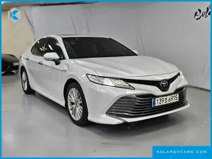 TOYOTA CAMRY 2.5 XLE HYBRID