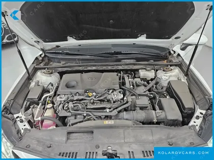 TOYOTA CAMRY 2.5 XLE HYBRID