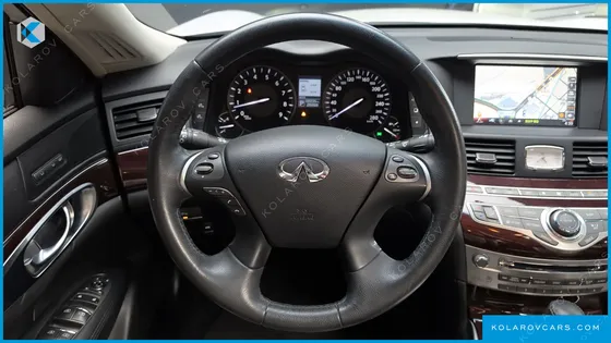 INFINITY Q70 3.7 STYLE
