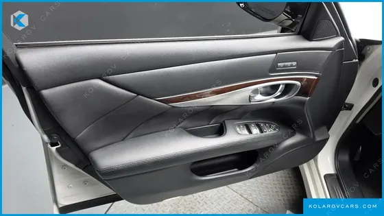 INFINITY Q70 3.7 STYLE