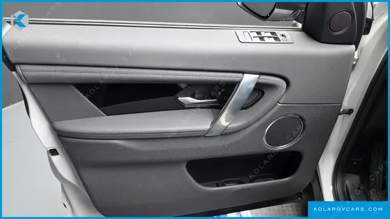 LAND ROVER DISCOVERY SPORT D150 S