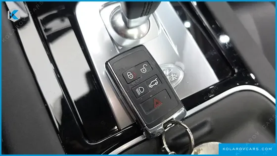 LAND ROVER DISCOVERY SPORT D150 S