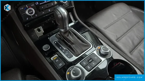 VOLKSWAGEN TOUAREG V6 3.0 TDI BLUEMOTION PREMIUM