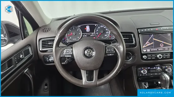 VOLKSWAGEN TOUAREG V6 3.0 TDI BLUEMOTION PREMIUM