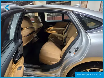 LEXUS LS 3.5 LUXURY AWD
