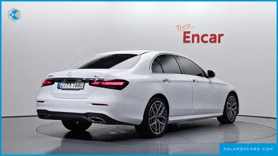 MERCEDES E-CLASS E220D 4MATIC AMG LINE
