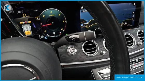 MERCEDES E-CLASS E220D 4MATIC AMG LINE
