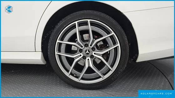 MERCEDES E-CLASS E220D 4MATIC AMG LINE