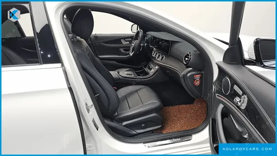 MERCEDES E-CLASS E220D 4MATIC AMG LINE