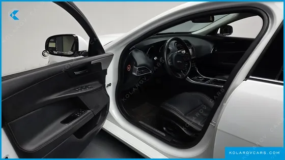 JAGUAR XE 20D PRESTIGE