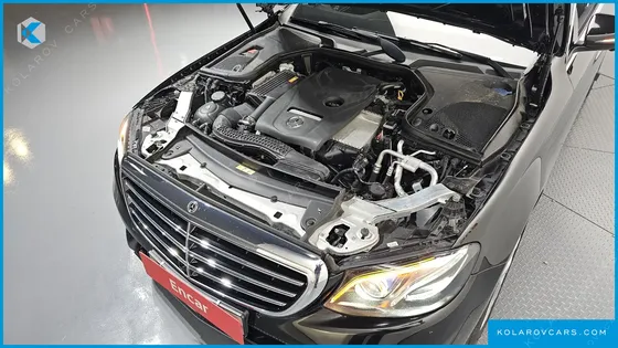 MERCEDES E-CLASS E300 4MATIC EXCLUSIVE