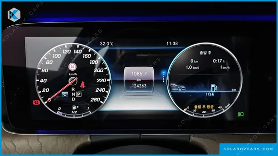 MERCEDES E-CLASS E300 4MATIC EXCLUSIVE