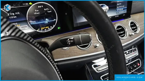 MERCEDES E-CLASS E300 4MATIC EXCLUSIVE