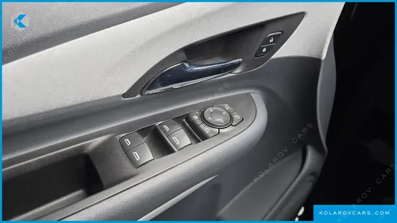 CHEVROLET (GM DAEWOO) BOLT EV EV LT DLX