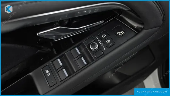 LAND ROVER RANGE ROVER EVOQUE P250 SE