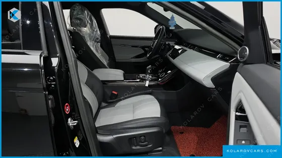 LAND ROVER RANGE ROVER EVOQUE P250 R-DYNAMIC SE