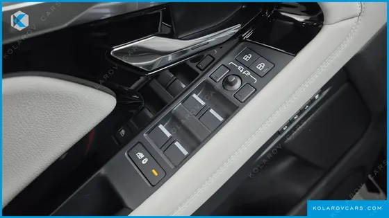 LAND ROVER RANGE ROVER EVOQUE P250 R-DYNAMIC SE