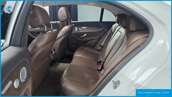 MERCEDES E-CLASS E300 EXCLUSIVE