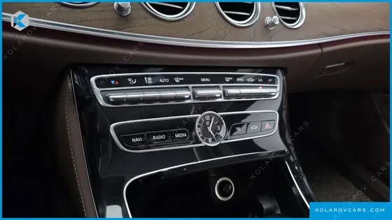 MERCEDES E-CLASS E300 EXCLUSIVE