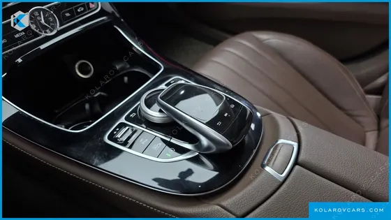 MERCEDES E-CLASS E300 EXCLUSIVE