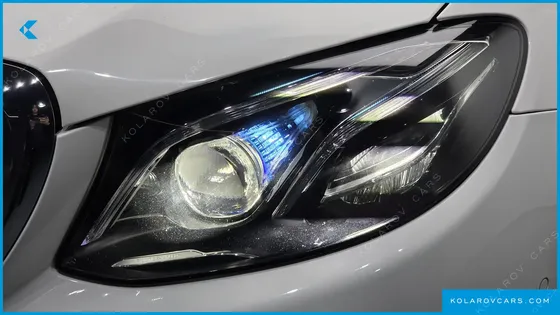 MERCEDES E-CLASS E300 EXCLUSIVE