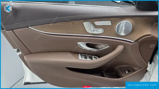 MERCEDES E-CLASS E300 EXCLUSIVE