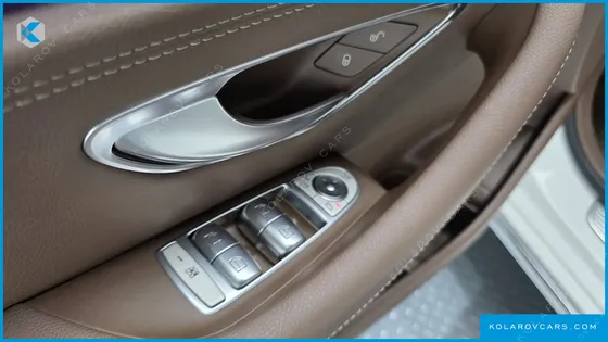 MERCEDES E-CLASS E300 EXCLUSIVE