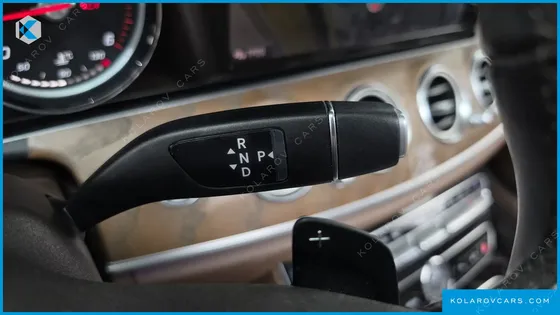 MERCEDES E-CLASS E220D EXCLUSIVE