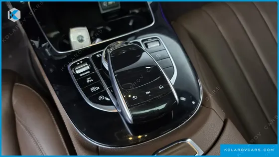 MERCEDES E-CLASS E220D EXCLUSIVE