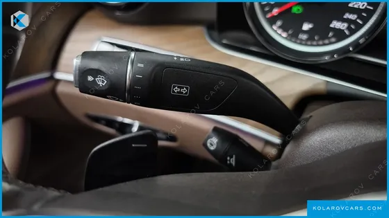 MERCEDES E-CLASS E220D EXCLUSIVE