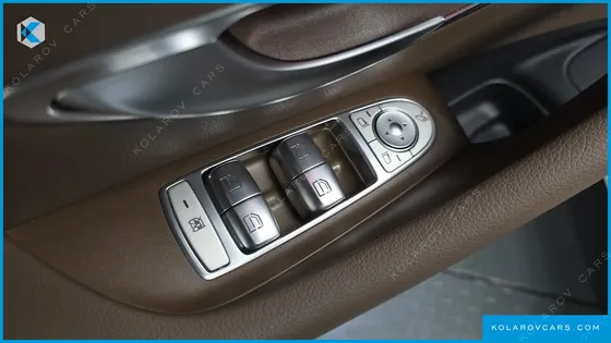 MERCEDES E-CLASS E250 AVANTGARDE