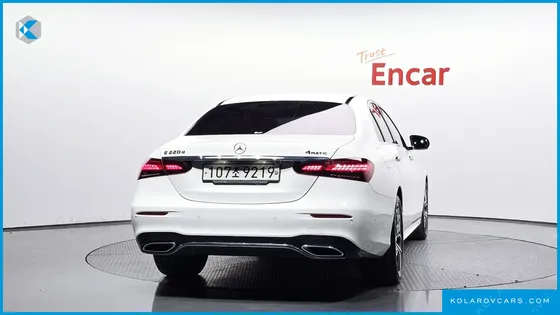 MERCEDES E-CLASS E220D 4MATIC AMG LINE