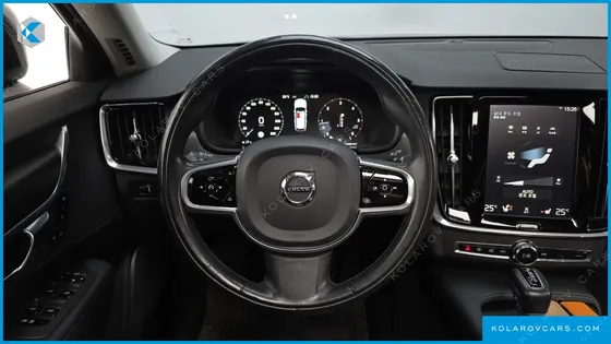 VOLVO V90 D5 AWD