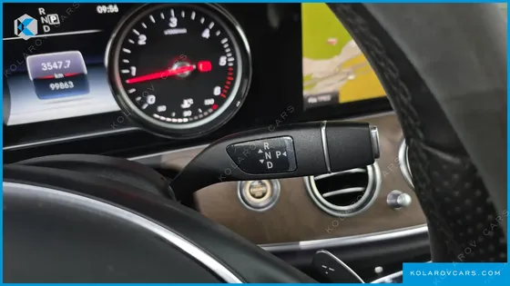MERCEDES E-CLASS E220D EXCLUSIVE
