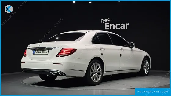 MERCEDES E-CLASS E300 EXCLUSIVE