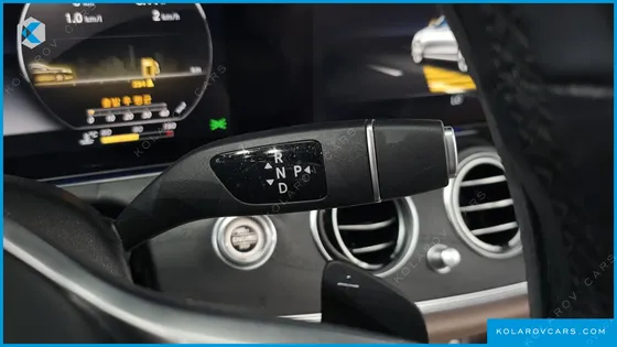 MERCEDES E-CLASS E300 4MATIC AVNATGARDE
