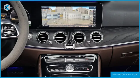 MERCEDES E-CLASS E300 4MATIC AVNATGARDE
