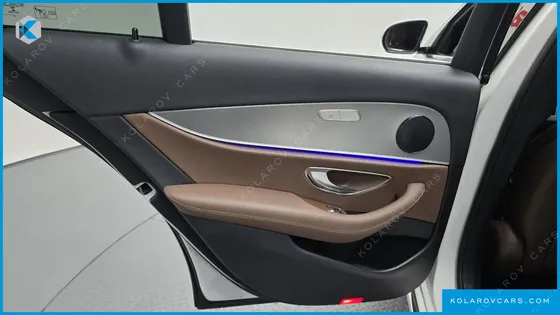 MERCEDES E-CLASS E300 AVANTGARDE
