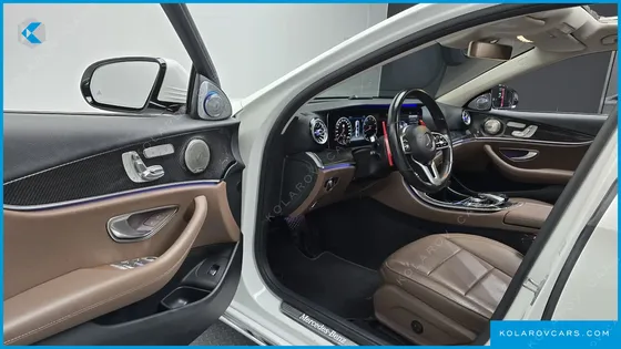MERCEDES E-CLASS E300 AVANTGARDE