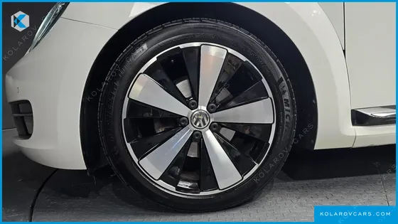 VOLKSWAGEN BEETLE 2.0 TDI PREMIUM