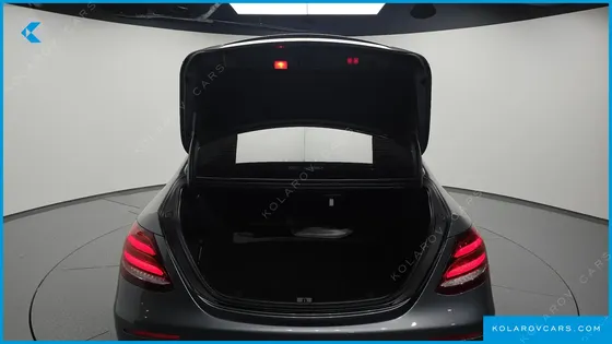 MERCEDES E-CLASS E220D 4MATIC AVANTGARDE